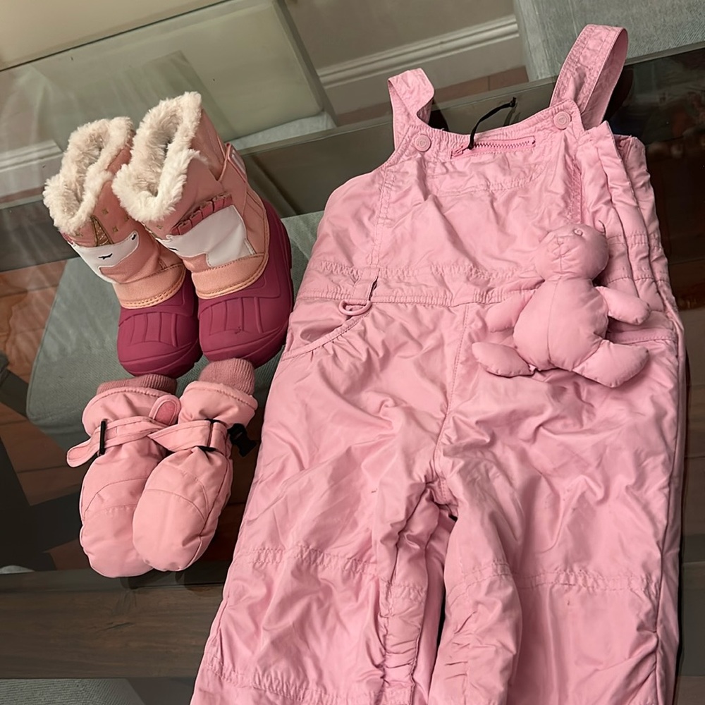 Girl romper gloves shoes- SOLD